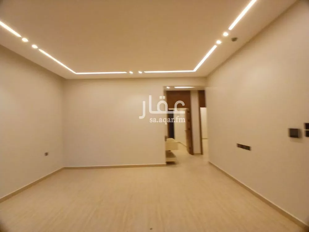 3 bedroom floor in Dhahrat Namar 3