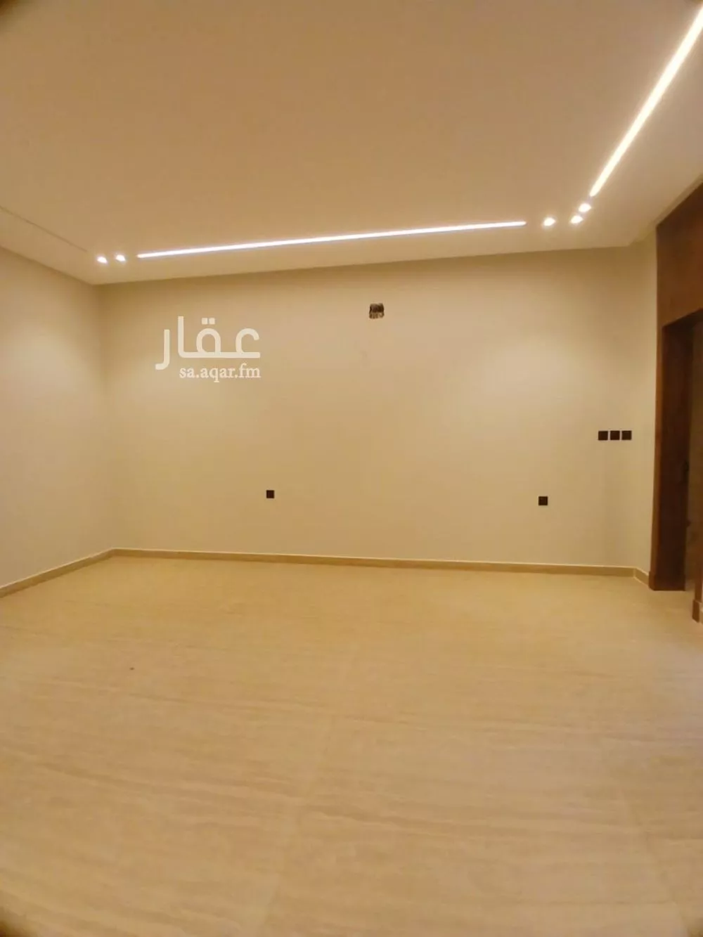 3 bedroom floor in Dhahrat Namar 10