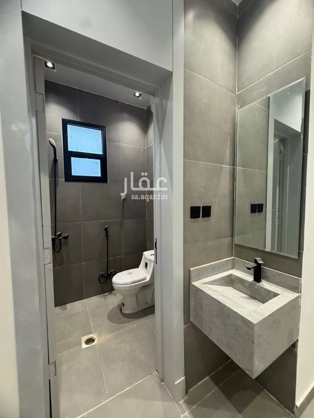 5 bedroom floor in Badr 11