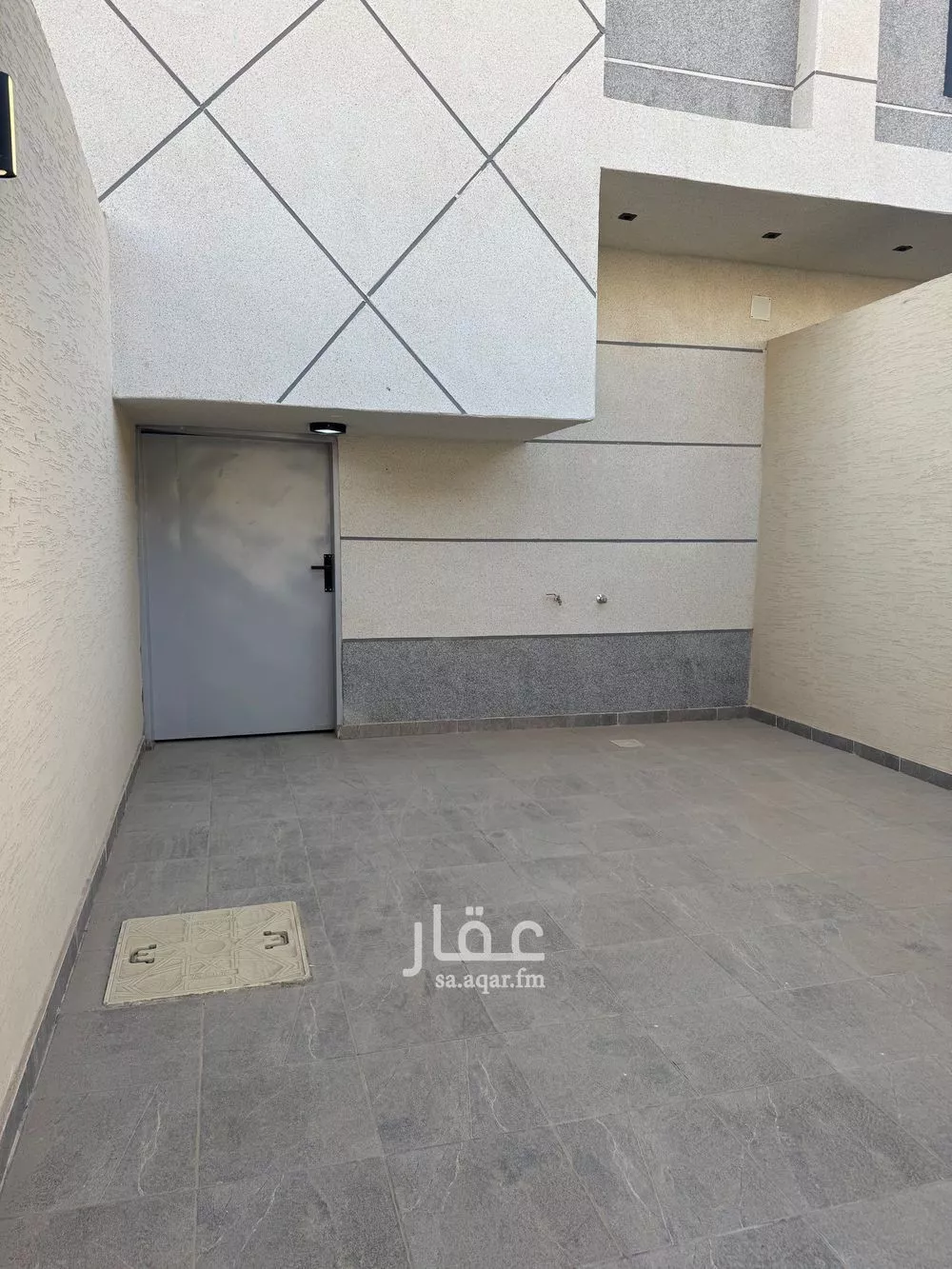 5 bedroom floor in Badr 5