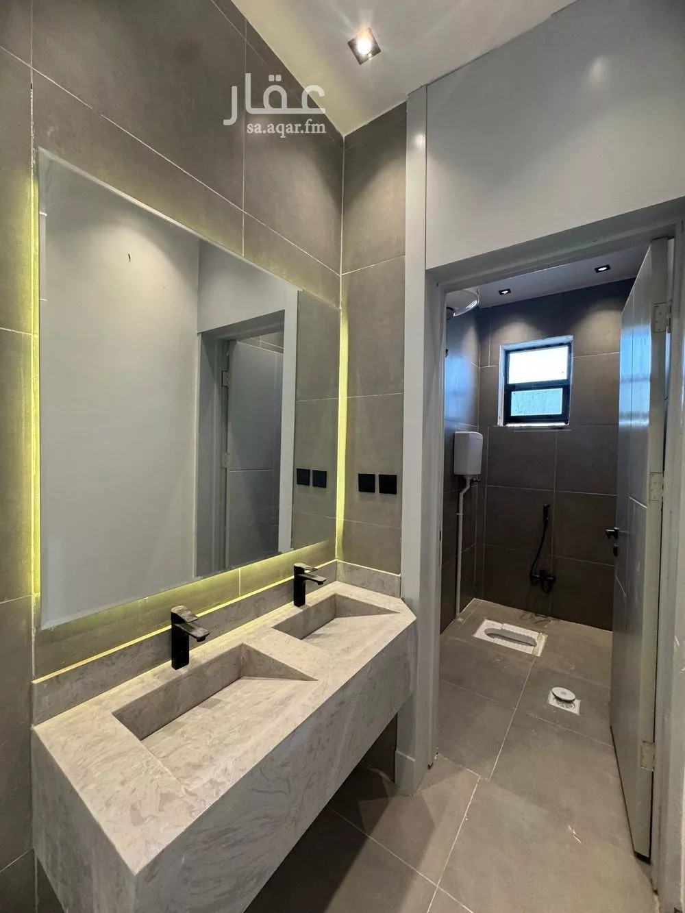 5 bedroom floor in Badr 6