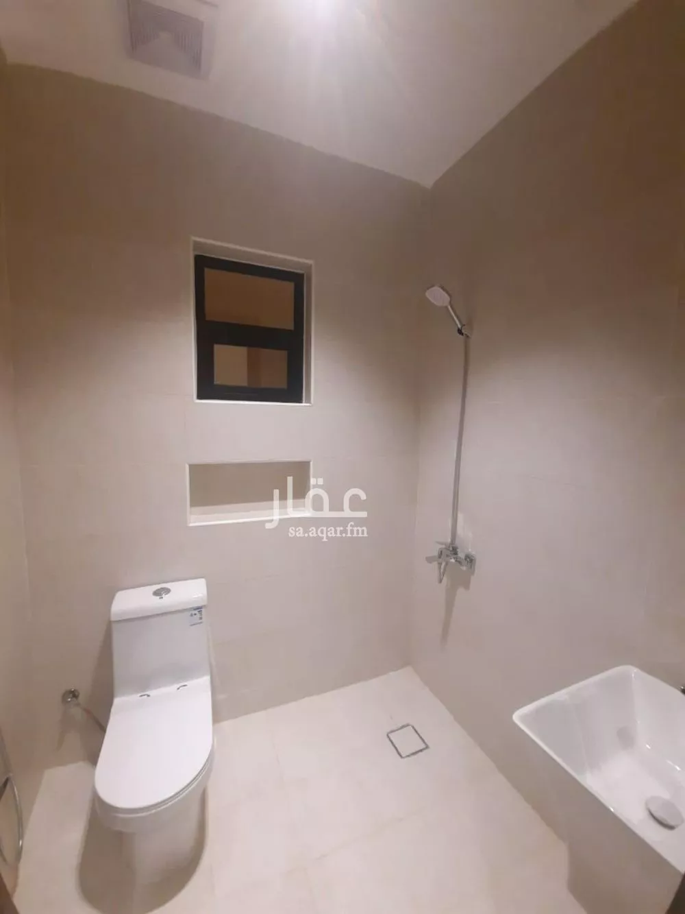 5 bedroom floor in Okaz 7