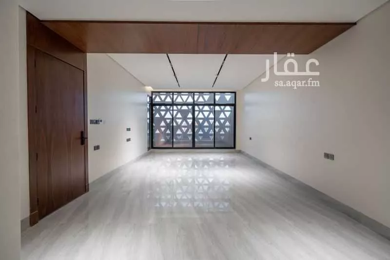 4 bedroom floor in Al Qairawan 9
