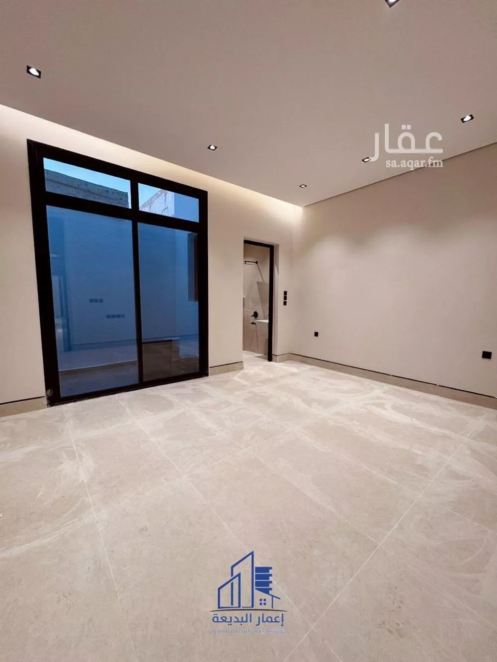 4 bedroom floor in Al Zahrah 17