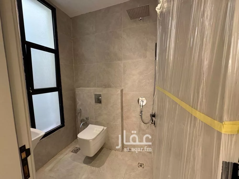 4 bedroom floor in Al Khaleej 15