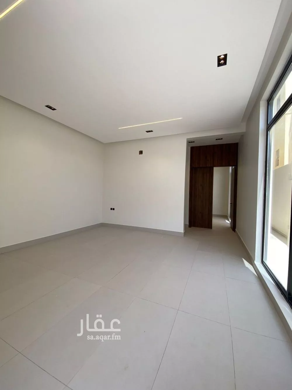 5 bedroom floor in Al Khaleej 4