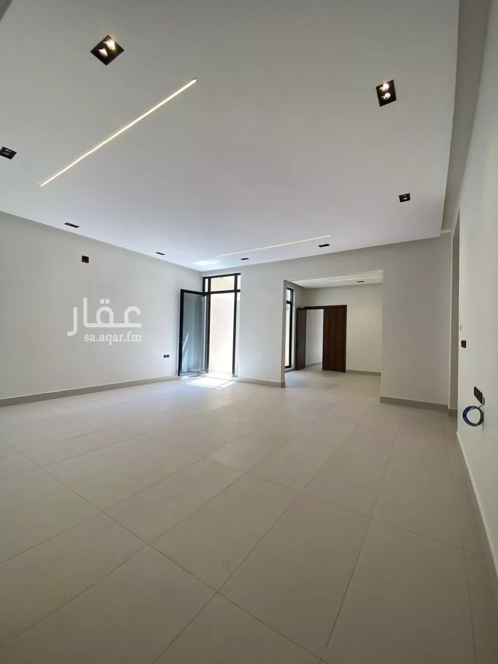 5 bedroom floor in Al Khaleej 7