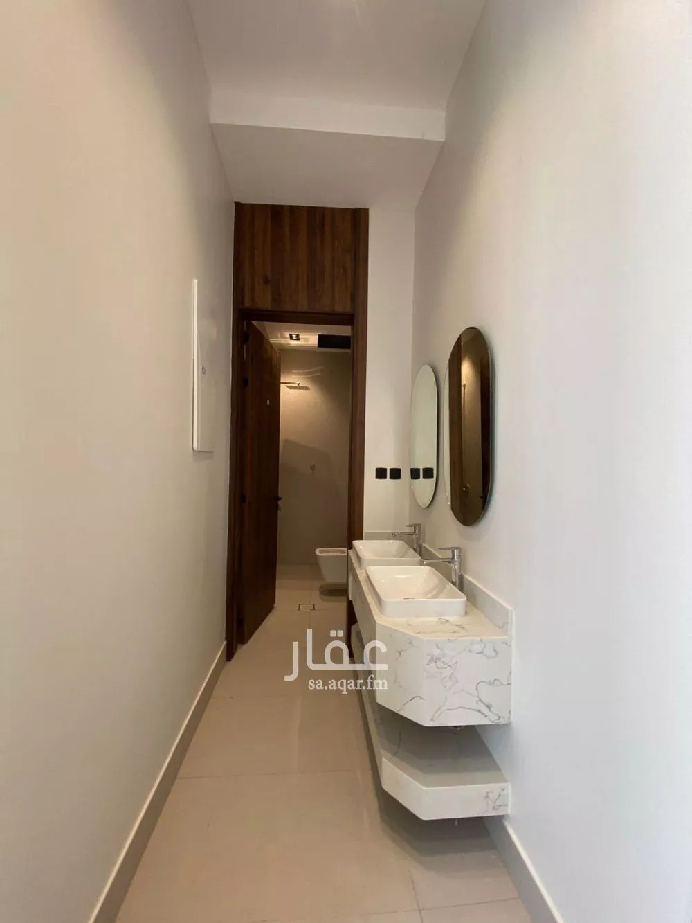 5 bedroom floor in Al Khaleej 8