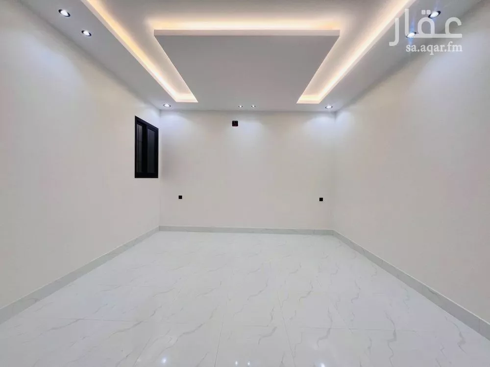 6 bedroom floor in Al Aziziyah 2
