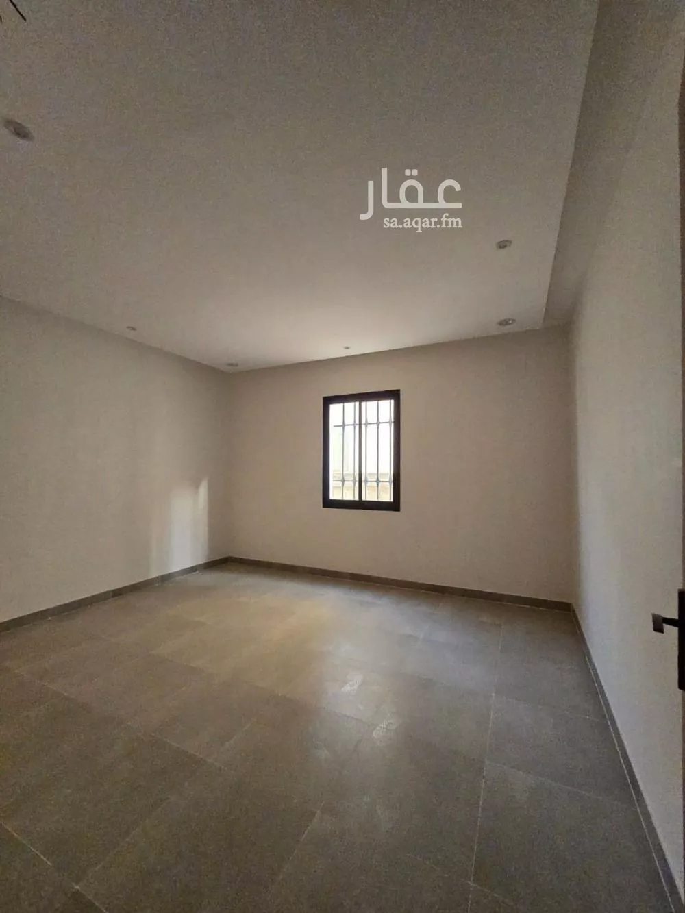 4 bedroom floor in Okaz 7