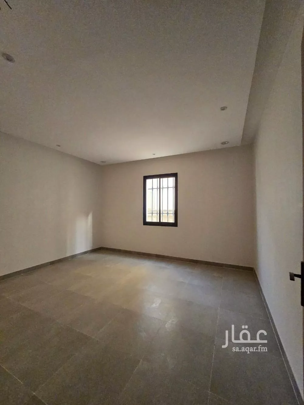 4 bedroom floor in Okaz 9