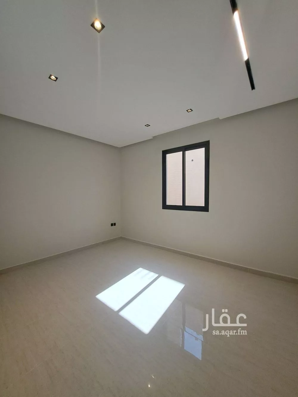 5 bedroom floor in Ash Sharq 3