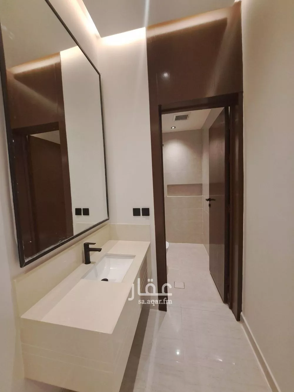 5 bedroom floor in Ash Sharq 9