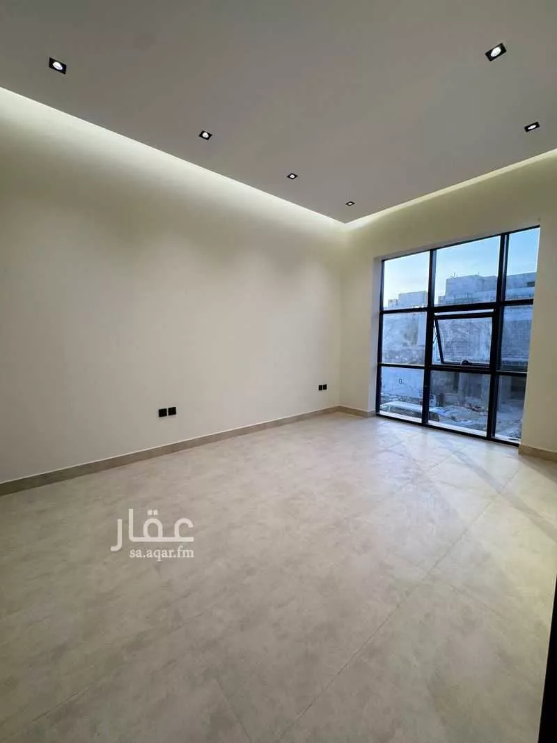 3 bedroom floor in Al Aridh 12