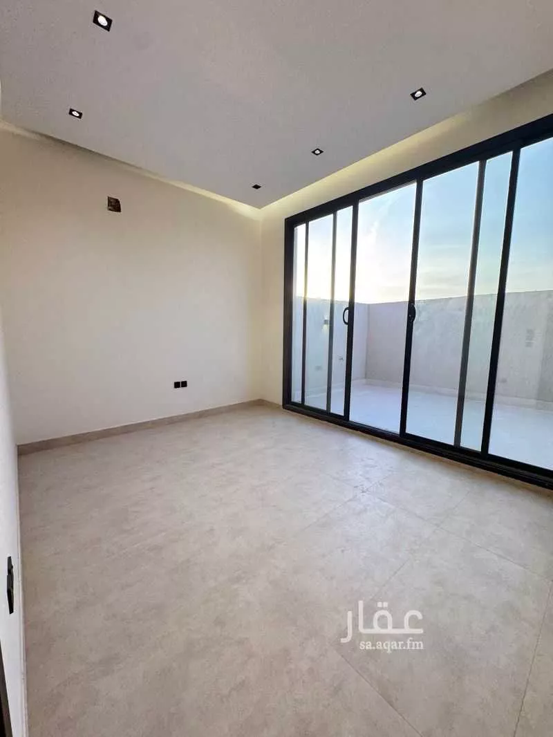 3 bedroom floor in Al Aridh 15