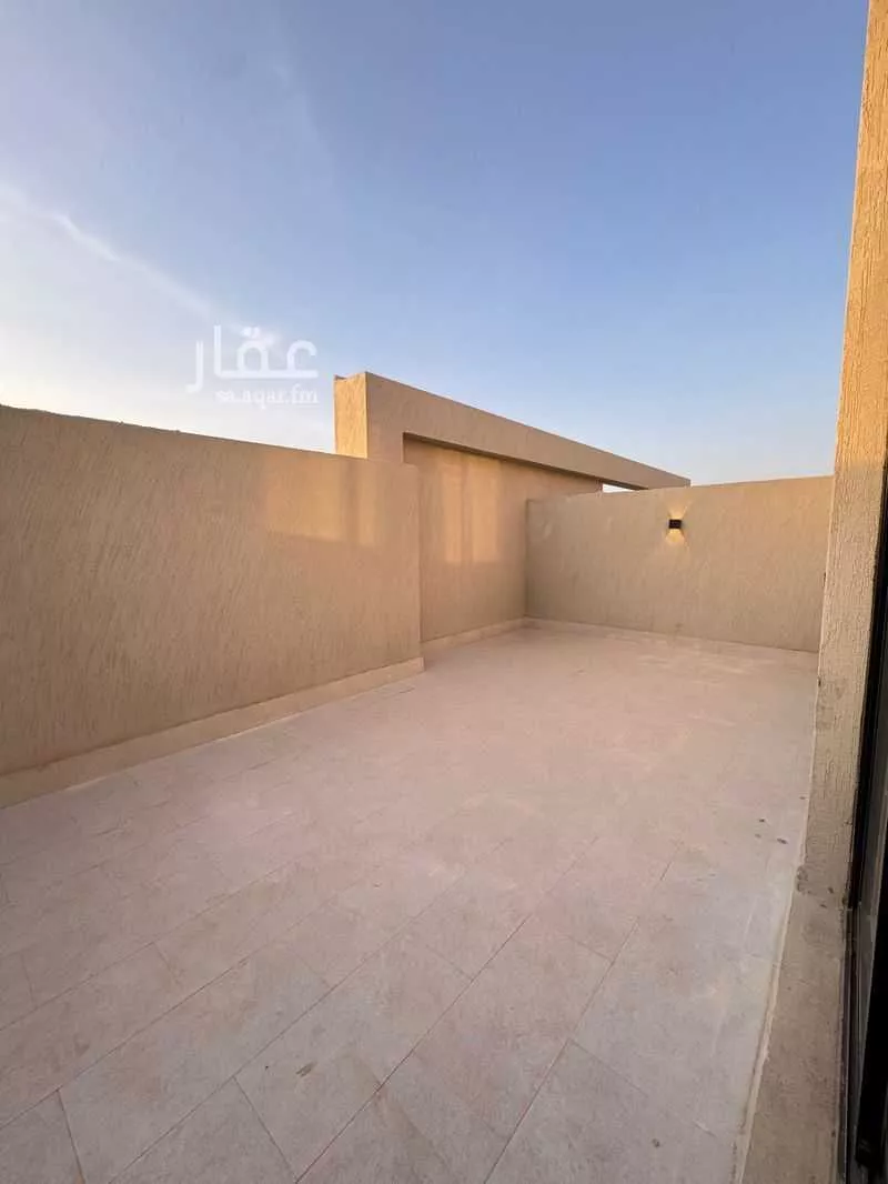 3 bedroom floor in Al Aridh 16