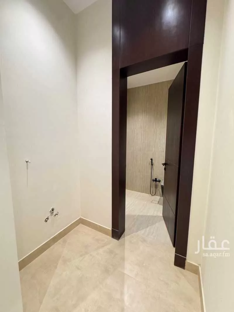 3 bedroom floor in Al Aridh 17