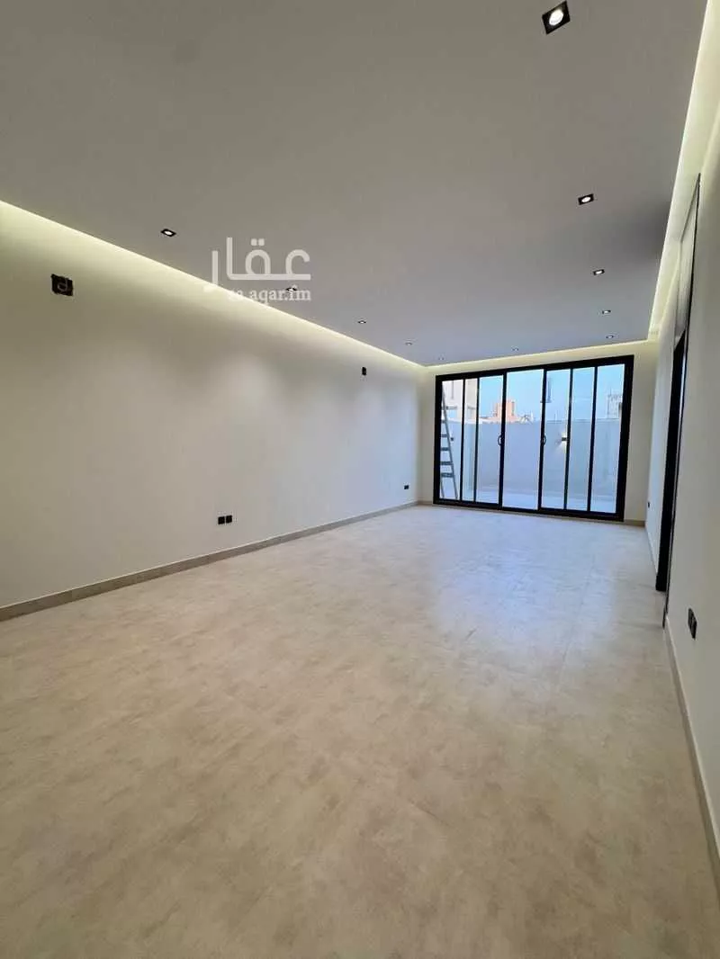 3 bedroom floor in Al Aridh 18