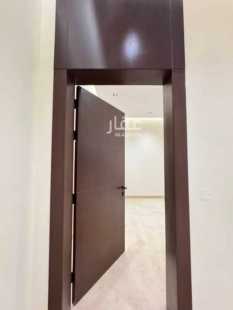 3 bedroom floor in Al Aridh 6