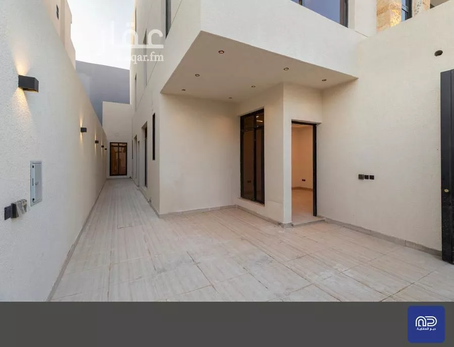 3 bedroom floor in Al Rimal 5