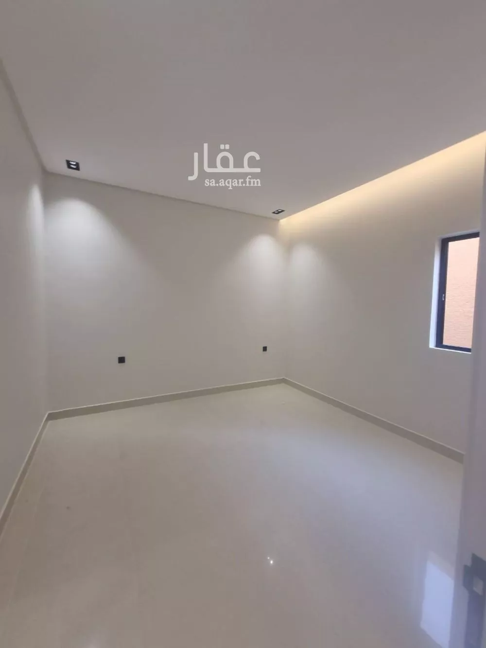 4 bedroom floor in Al Zahrah 2