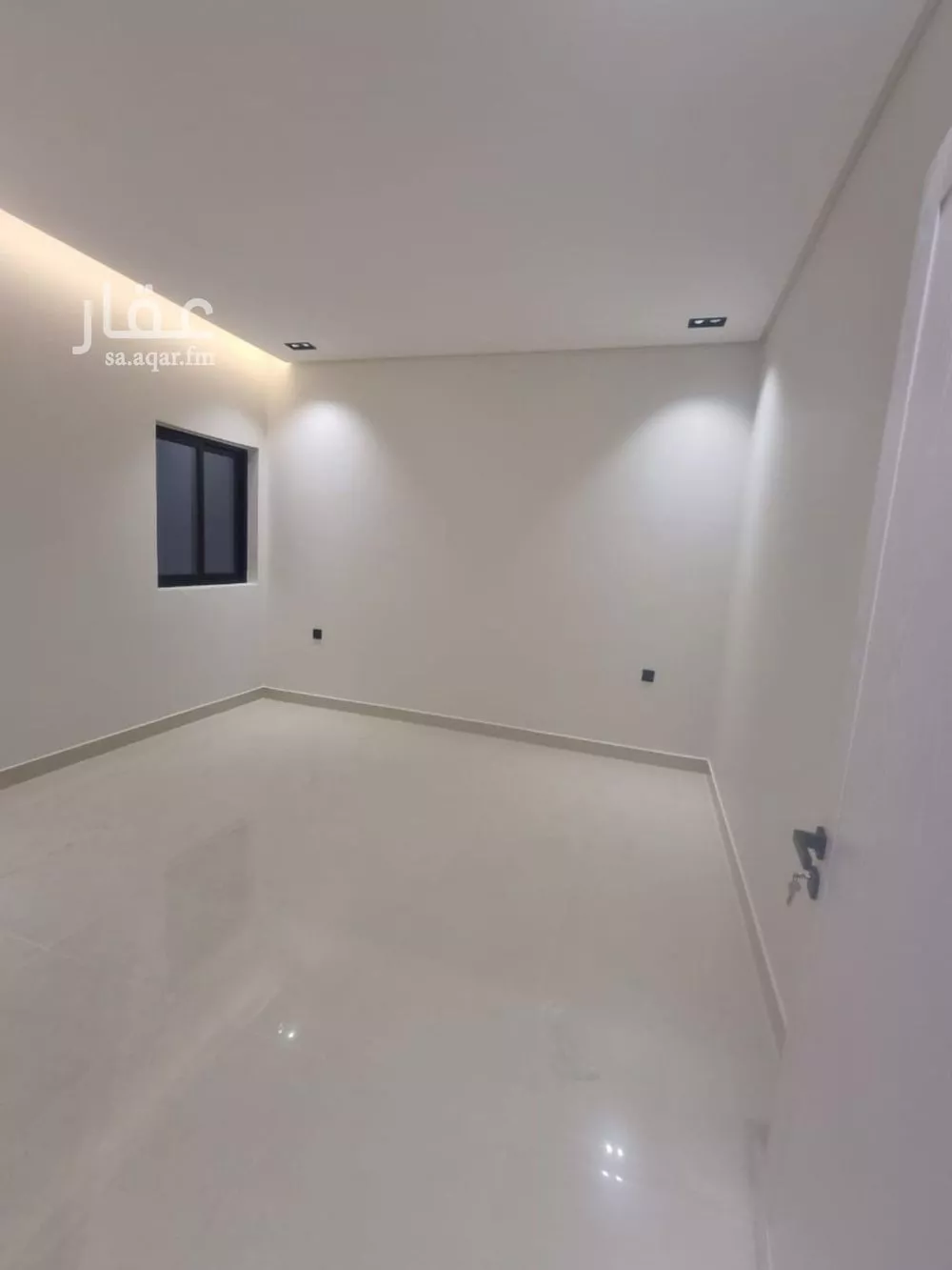 4 bedroom floor in Al Zahrah 10