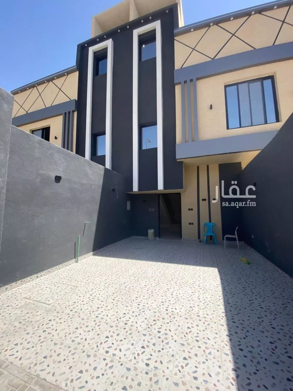 دور 6 غرف في عكاظ 12