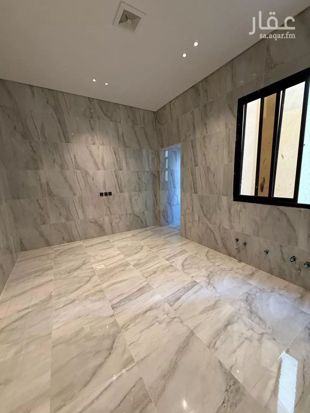 4 bedroom floor in Taibah 4