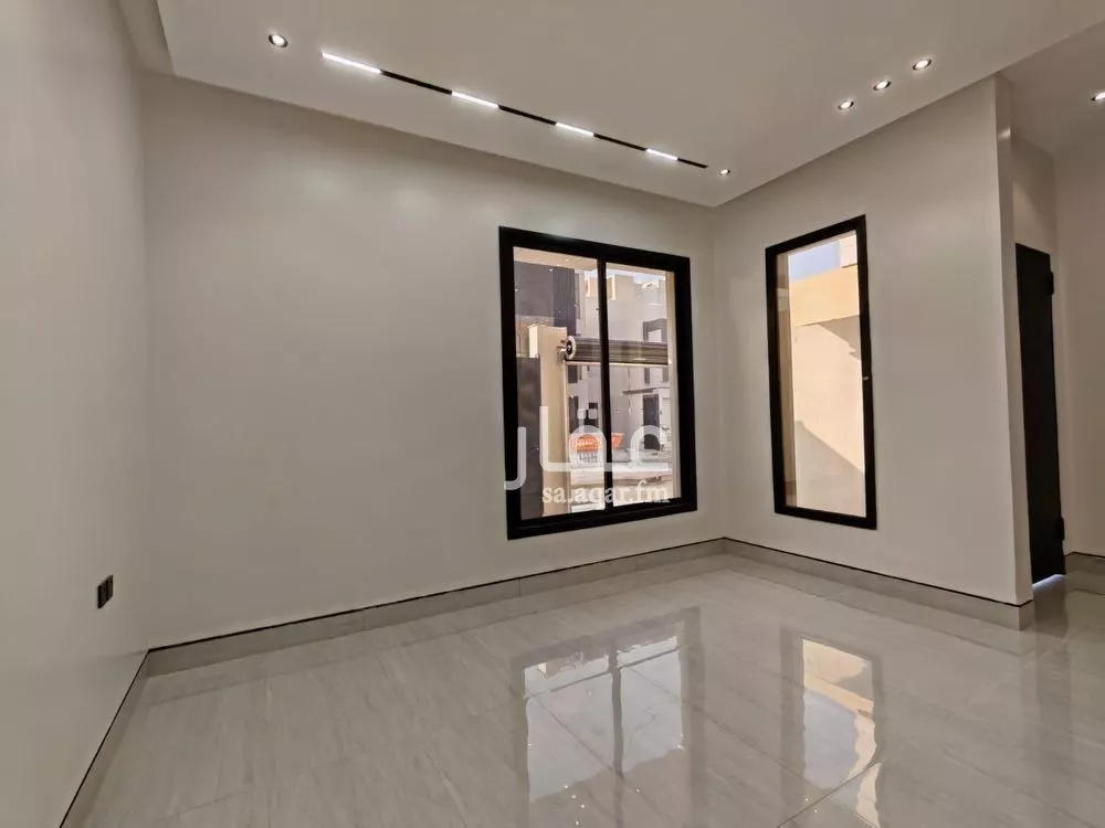 3 bedroom floor in Al Rimal 5