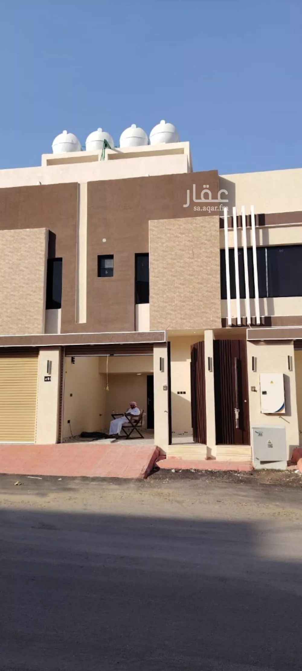 4 bedroom floor in Badr 8