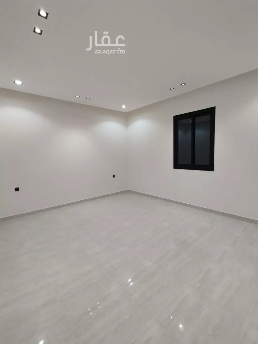 3 bedroom floor in Al Janadriyah 7