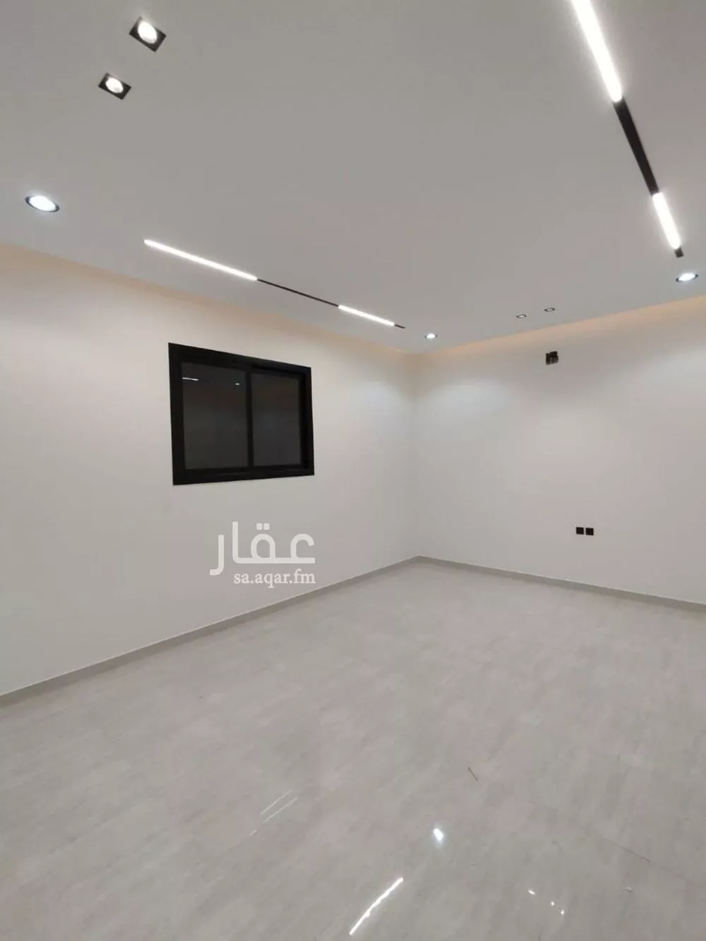 3 bedroom floor in Al Janadriyah 8