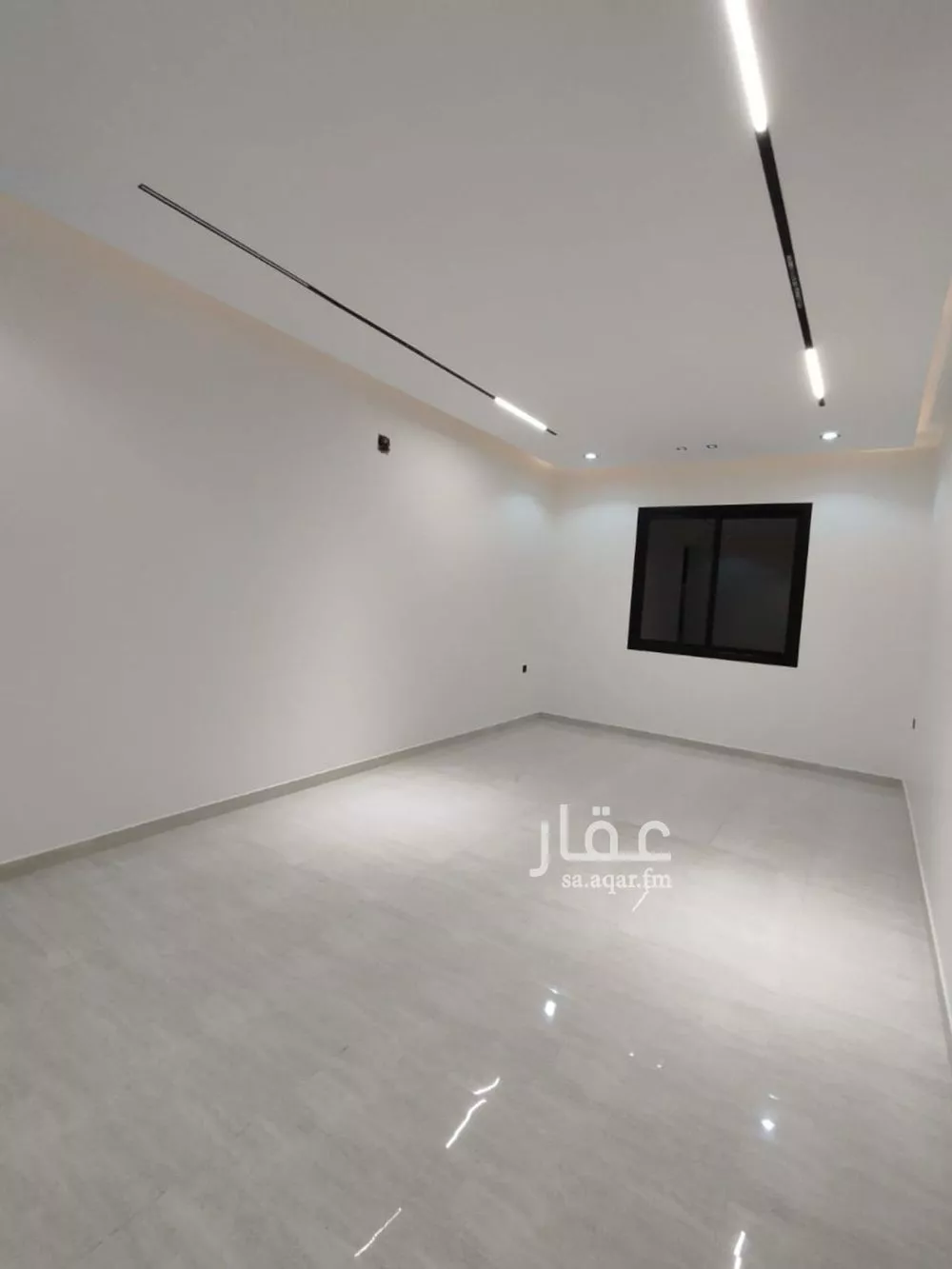 3 bedroom floor in Al Janadriyah 9