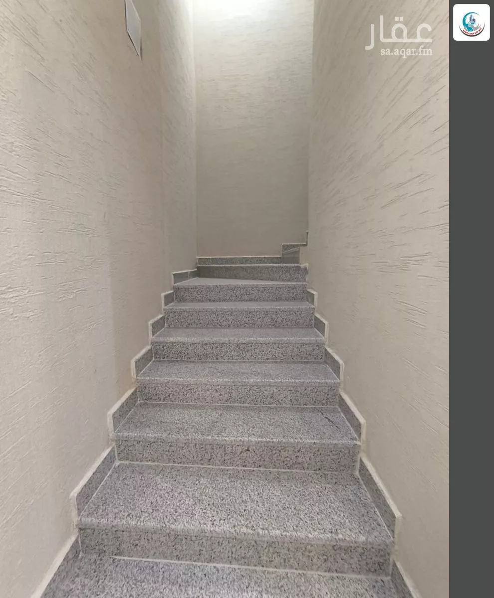 5 bedroom floor in Al Janadriyah 15
