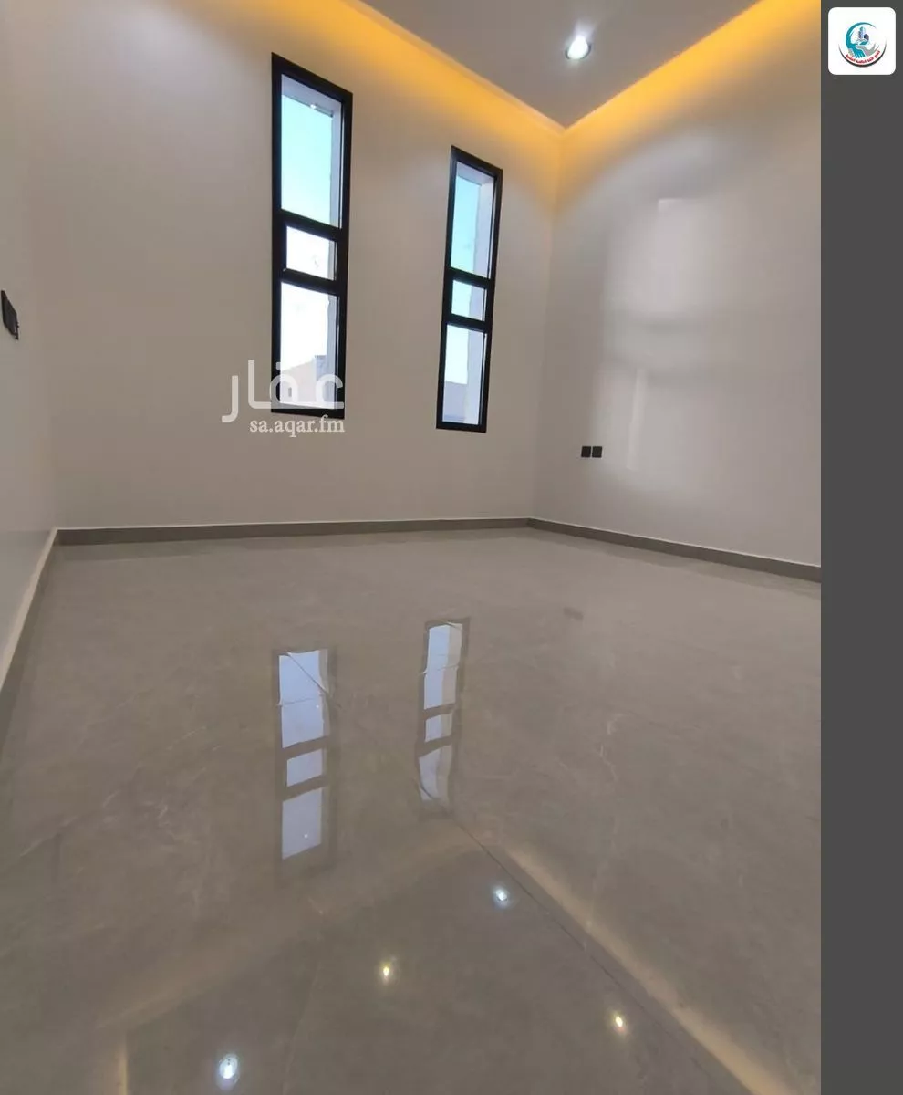 5 bedroom floor in Al Janadriyah 5