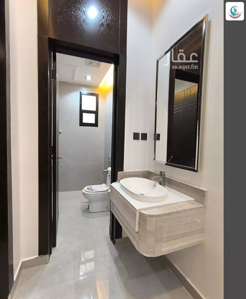 5 bedroom floor in Al Janadriyah 9