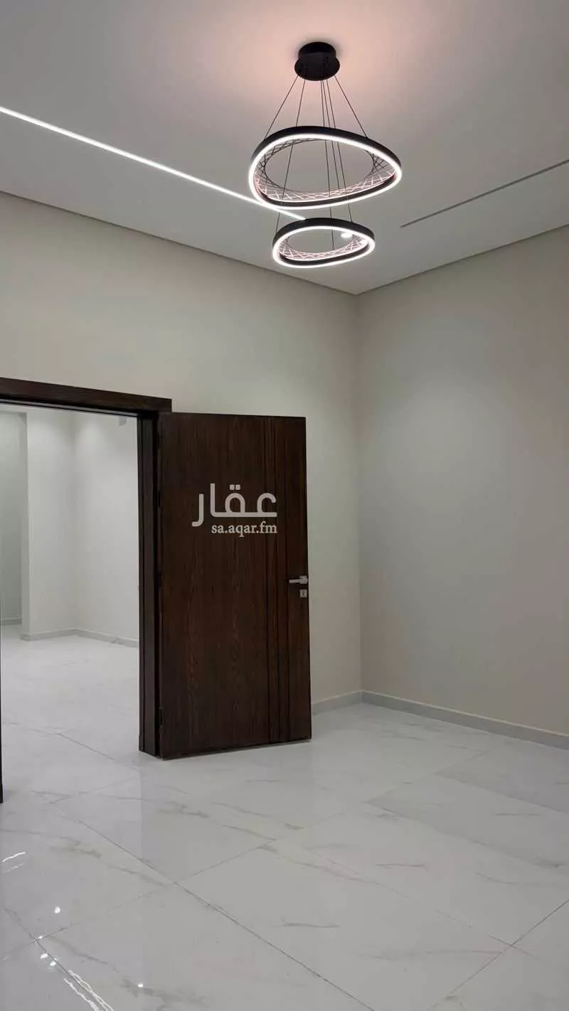دور 5 غرف في السعادة 7
