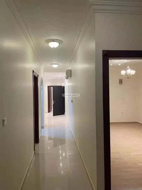 5 bedroom floor in Hittin 6