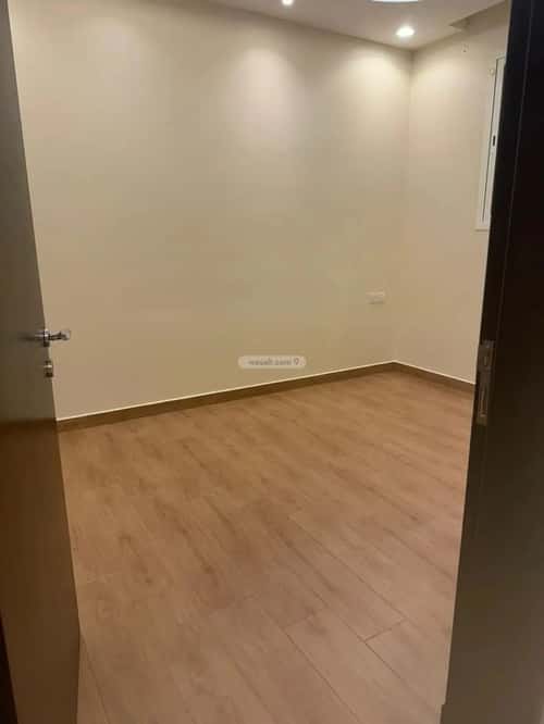 شقة 3 غرف في النرجس 5