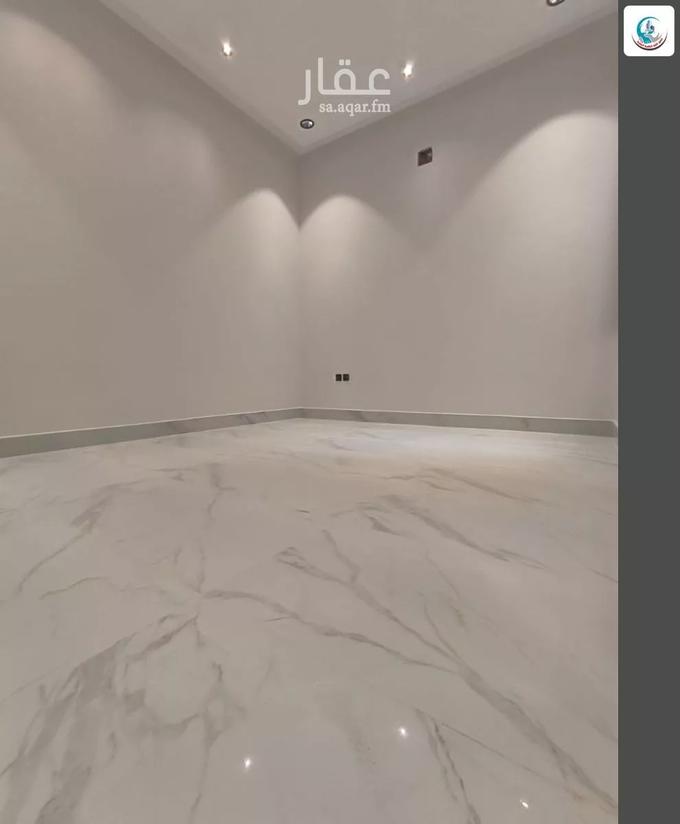 5 bedroom floor in Al Janadriyah 8