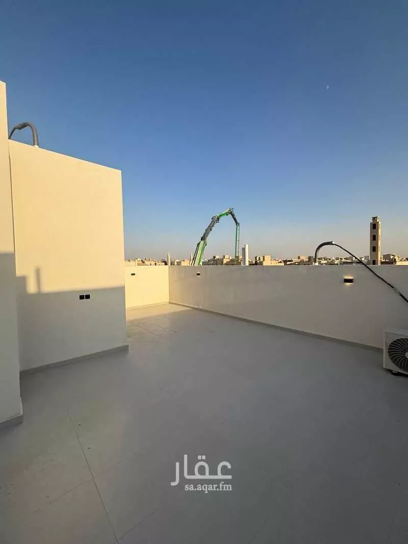 2 bedroom floor in King Abdullah 5