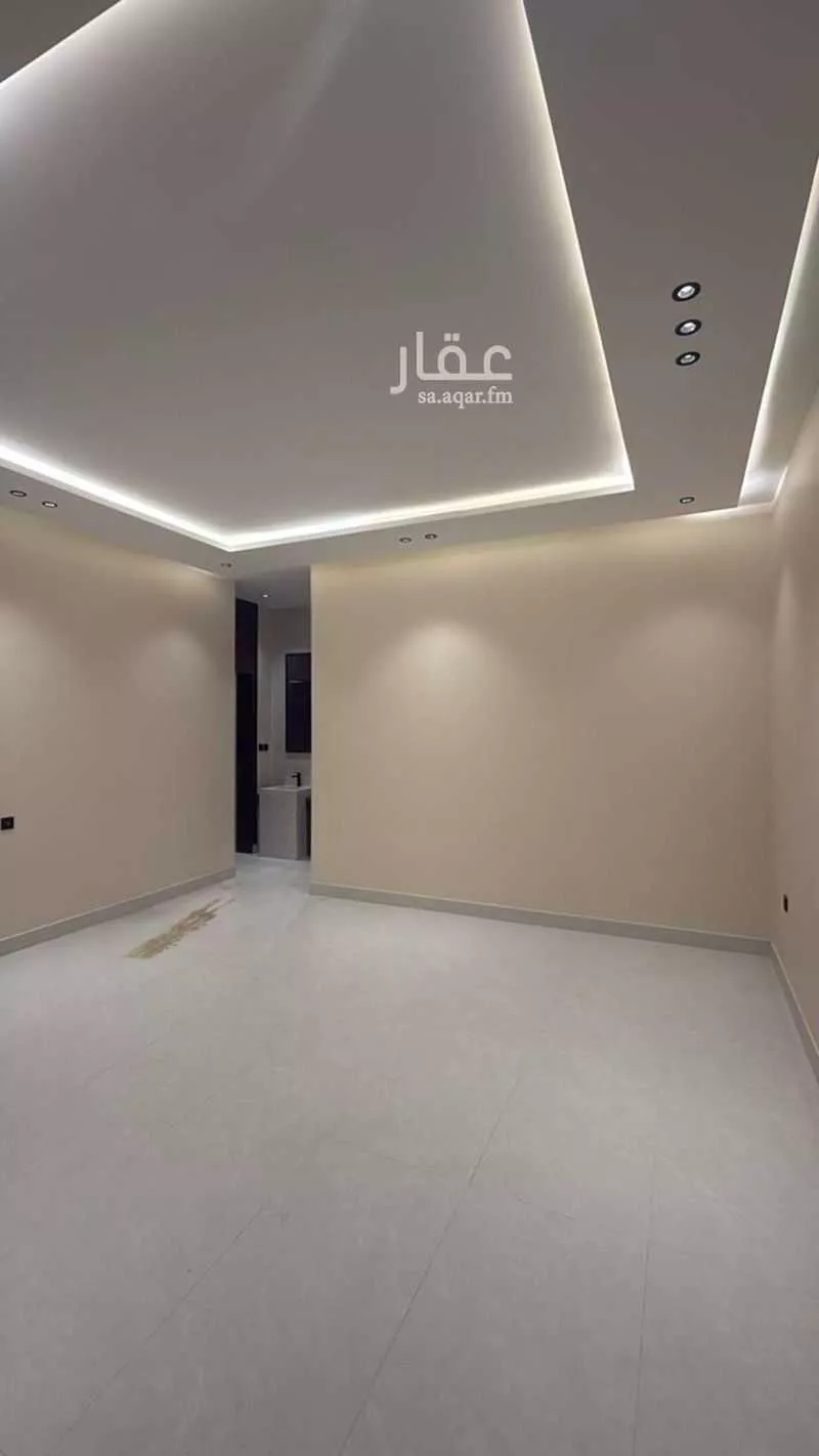 5 bedroom floor in Al Janadriyah 4