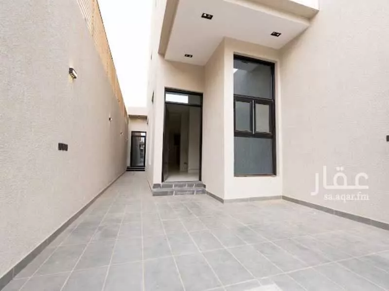 3 bedroom floor in Qurtubah 3
