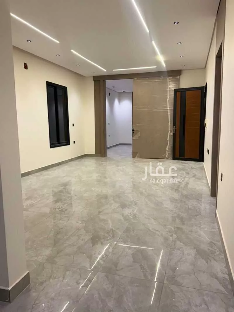 3 bedroom floor in Ishbiliyah 5