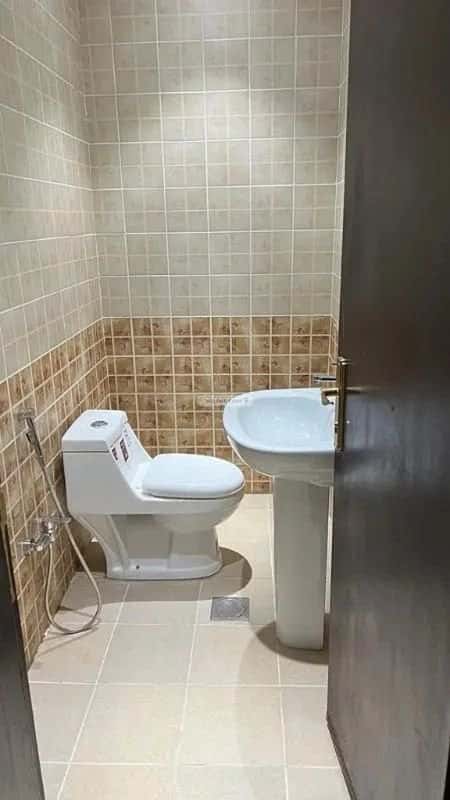 3 bedroom apartment in Al Yasmin 8
