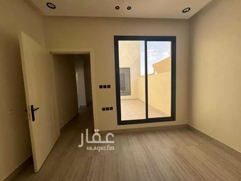 7 bedroom floor in Ash Sharq 3