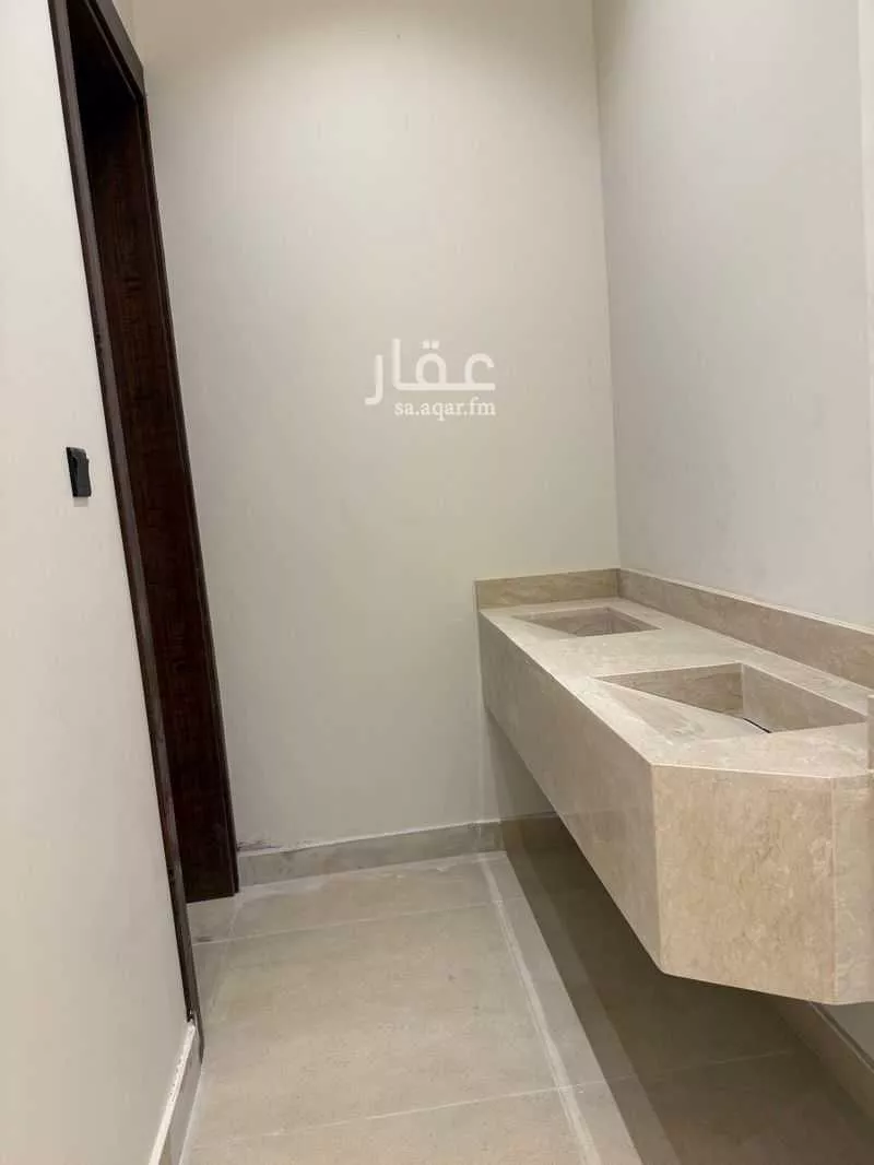 3 bedroom floor in As Suwaidi 3
