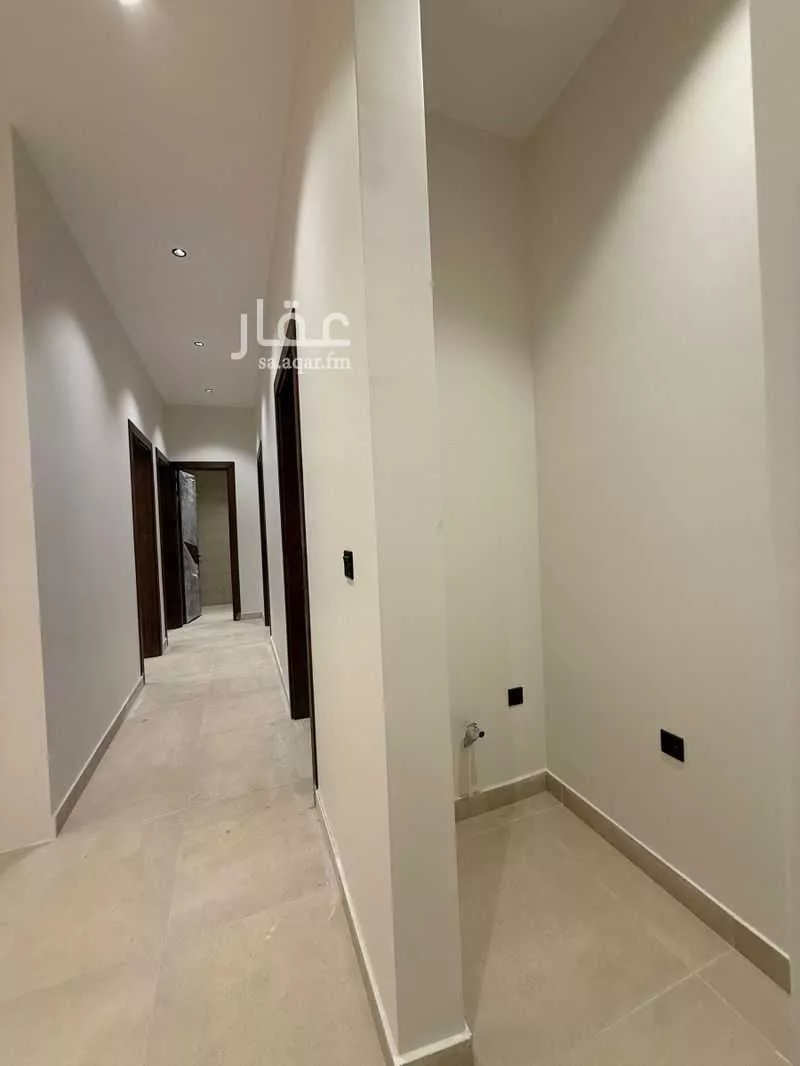 3 bedroom floor in As Suwaidi 4