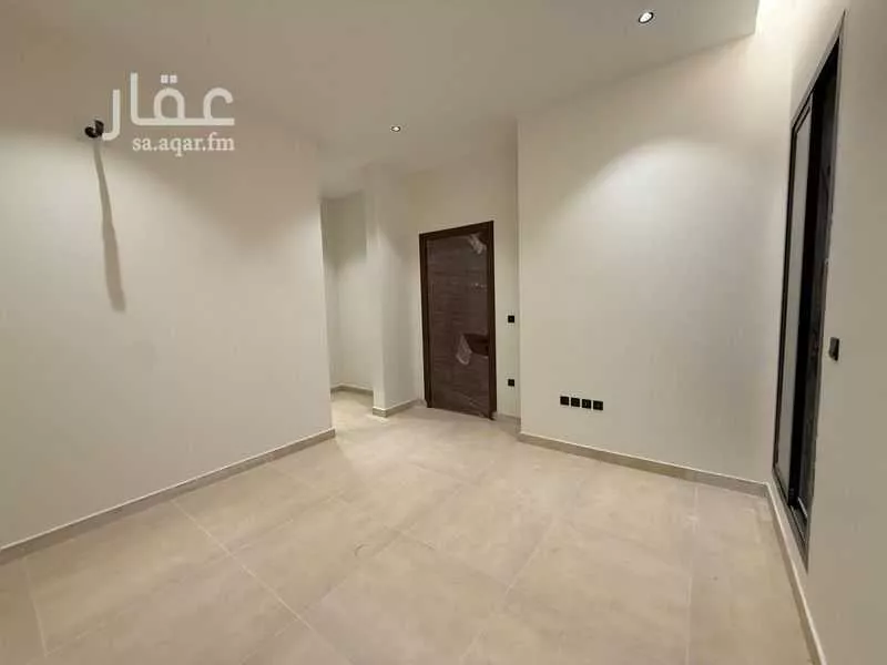 3 bedroom floor in As Suwaidi 5