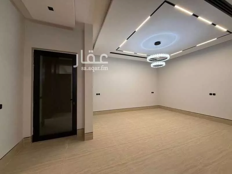 5 bedroom floor in Al Aridh 4